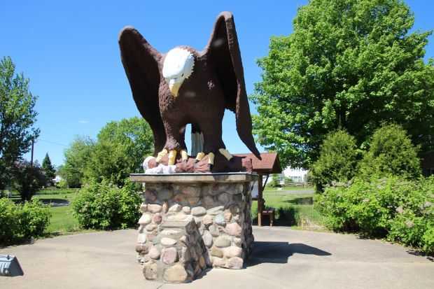 OLD ABE VETERANS MEMORIAL STATUE