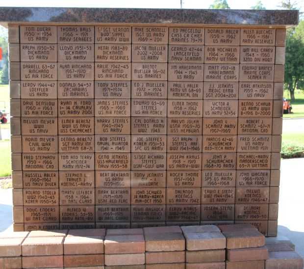 AMERICAN LEGION POST 454 VETERANS MEMORIAL SIDE M