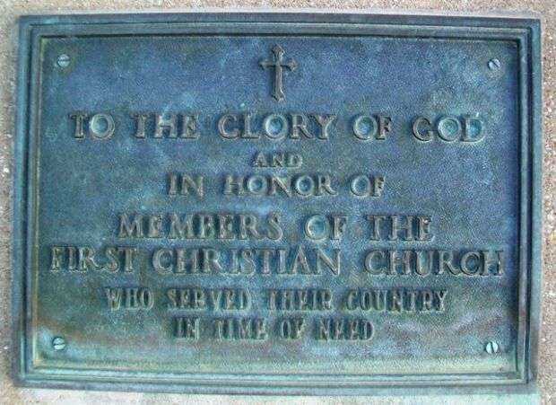 FIRST CHRISTIAN CHURCH VETERANS MEMORIAL PLAQUE