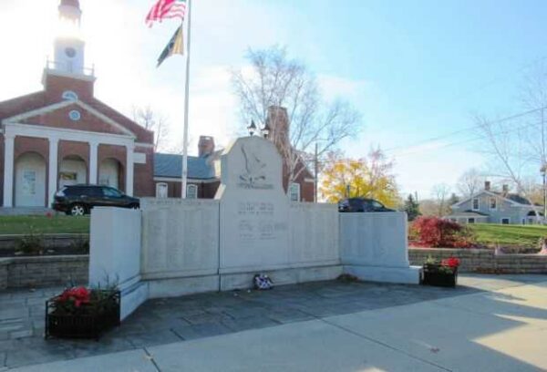 CLINTON WAR VETERANS MEMORIAL