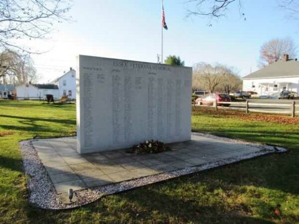 ESSEX VETERANS MEMORIAL