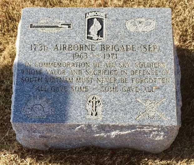 SPANISH FORT 173D AIRBORNE BRIGADE (SEP) WAR MEMORIAL