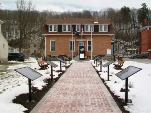 WAYNE COUNTY WALK OF HONOR MEMORIAL