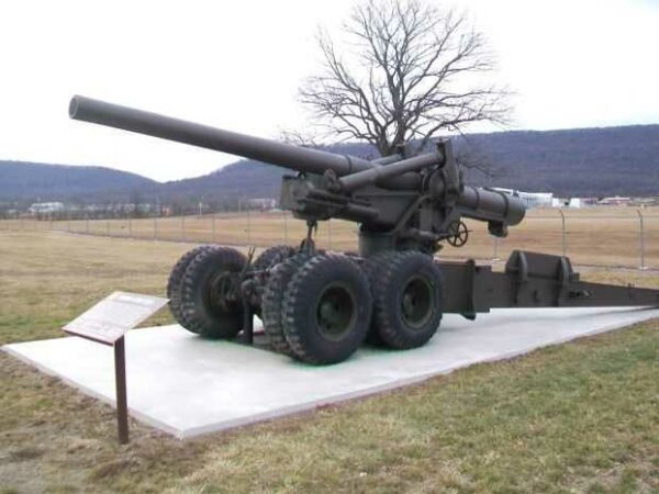 M2/M59 HOWITZER MEMORIAL