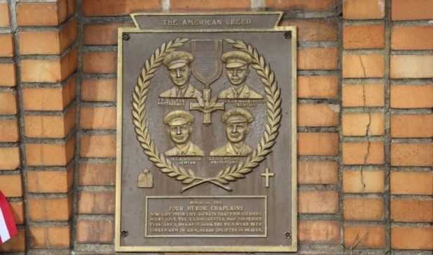 ROCKAWAY PARK FOUR CHAPLAINS MEMORIAL PLAQUE