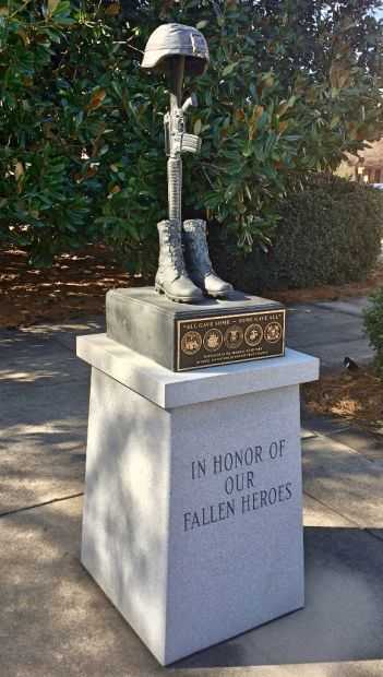 COLUMBUS FALLEN HEROES WAR MEMORIAL