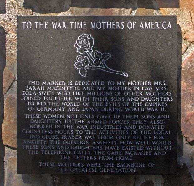 TO THE WAR TIME MOTHERS OF AMERICA WAR MEMORIAL PLAQUE