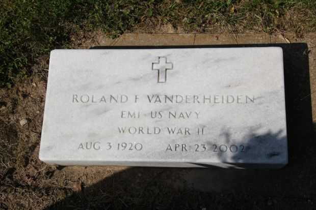 ROLAND F VANDERHEIDEN MEMORIAL CEMETERY STONE
