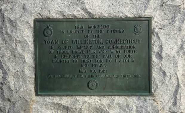 TOWN OF WILLINGTON, CONNECTICUT WORLD WAR I MEMORIAL PLAQUE