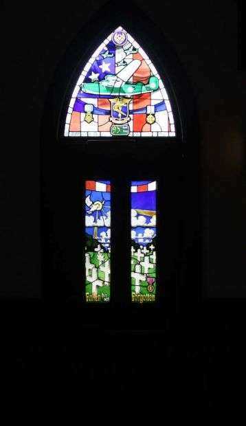 93RD BOMBARDMENT GROUP WAR MEMORIAL STAINED GLASS WINDOW