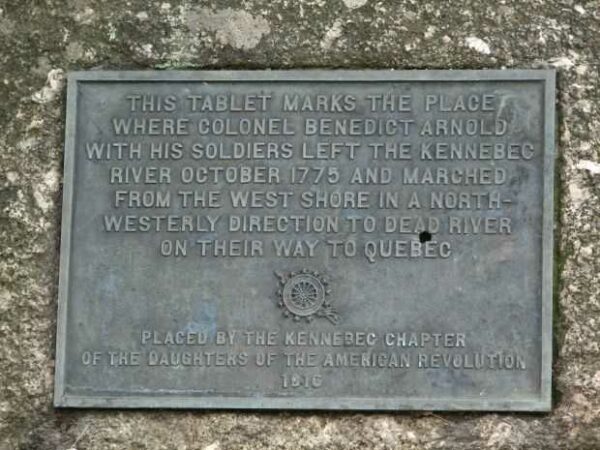 COLONEL BENEDICT ARNOLD 1775 KENNEBEC RIVER CROSSING MEMORIAL PLAQUE