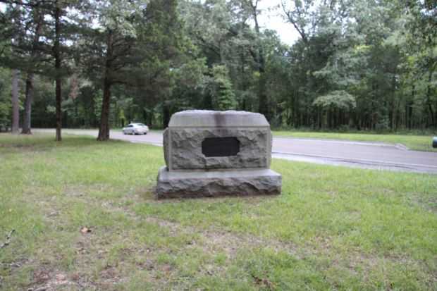BATTERY I, 2ND ILLINOIS LIGHT ARTILLERY WAR MEMORIAL BACK