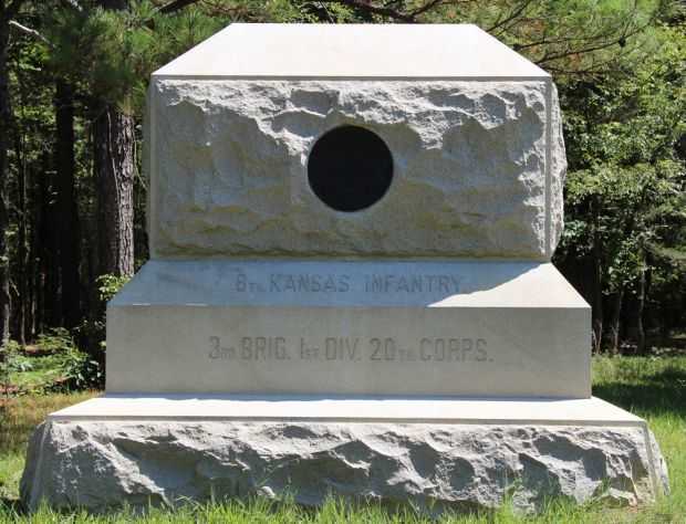 THE 8TH KANSAS VOL. INFTY. WAR MEMORIAL FRONT