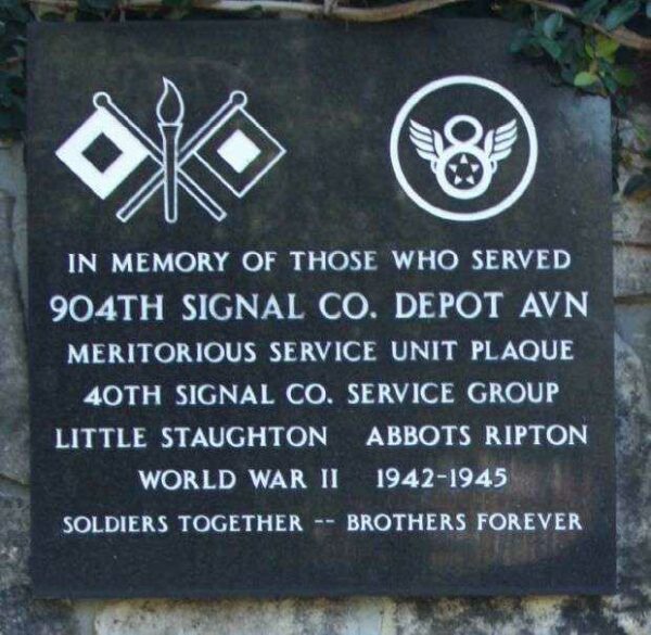 904TH SIGNAL CO. DEPOT AVN WAR MEMORIAL PLAQUE