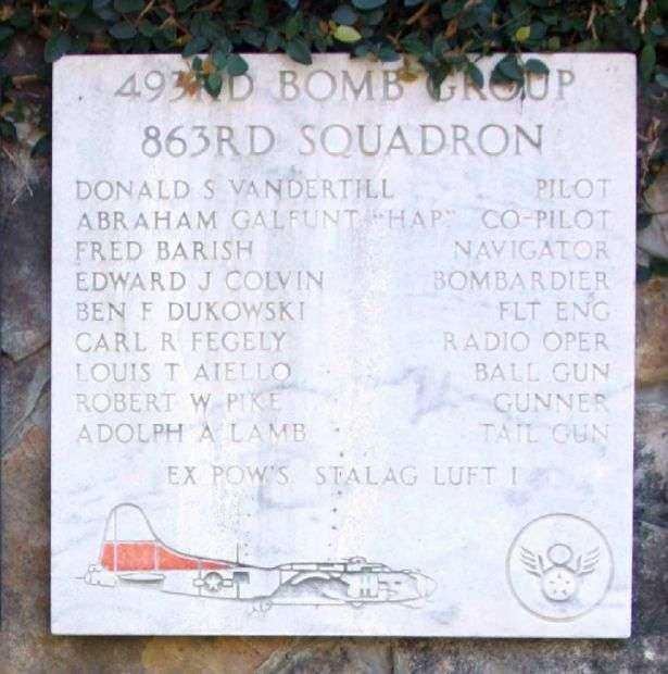 DONALD S. VANDERTILL PILOT AND CREW B-17 WAR MEMORIAL PLAQUE