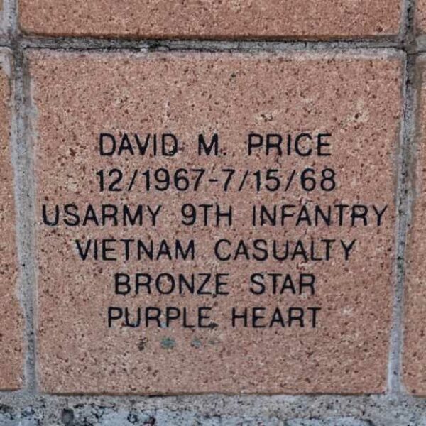 MOHICAN VETERANS MEMORIAL PAVER 18