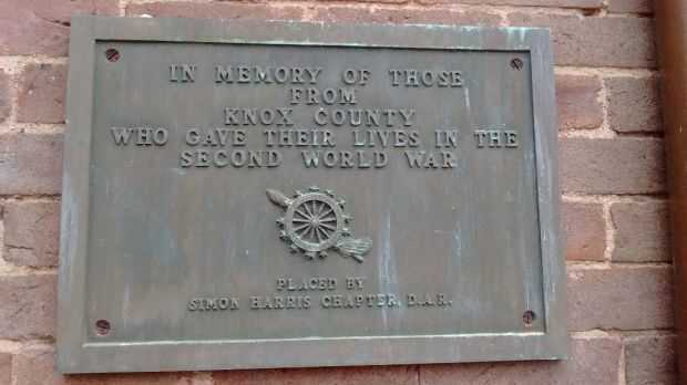 KNOX COUNTY WORLD WAR II MEMORIAL PLAQUE