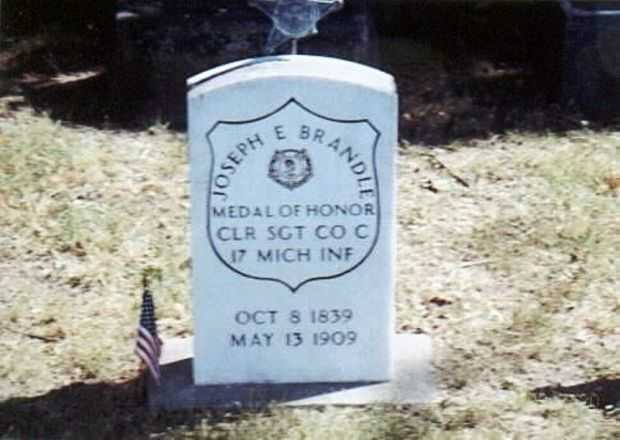 JOSEPH E BRANDLE MEDAL OF HONOR GRAVE STONE