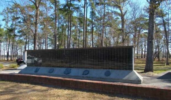 WALL OF SERVICE MEMORIAL FRONT