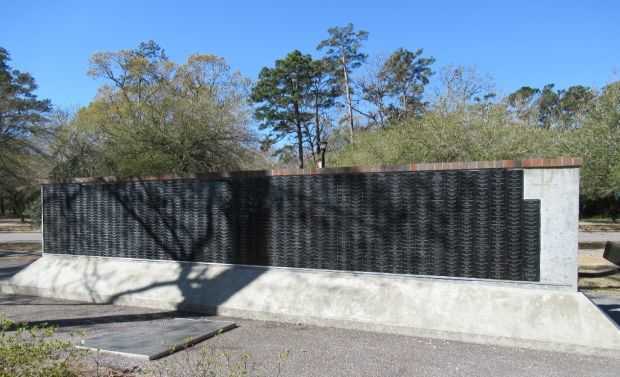 WALL OF SERVICE MEMORIAL BACK