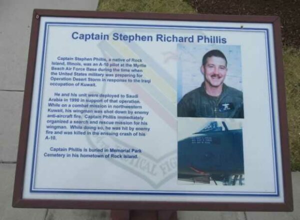 CAPTAIN STEPHEN RICHARD PHILLIS MEMORIAL PLAQUE