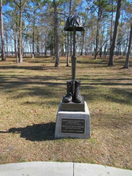 COMBAT VETERANS MOTORCYCLE ASSOCIATION 34-3 BATTLEFIELD CROSS MEMORIAL