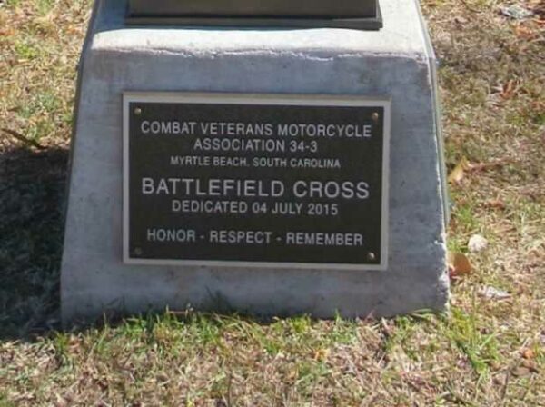 COMBAT VETERANS MOTORCYCLE ASSOCIATION 34-3 BATTLEFIELD CROSS MEMORIAL PLAQUE