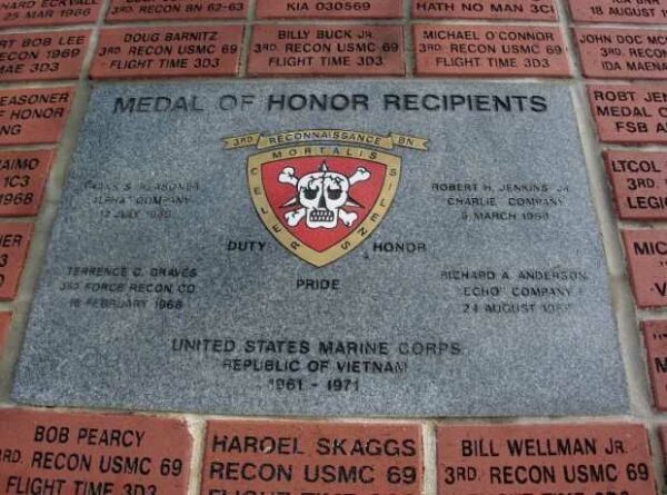 3RD RECONNAISSANCE MEDAL OF HONOR WAR MEMORIAL PAVER
