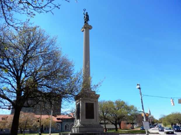 THE MARYLAND LINE MONUMENT
