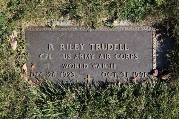 R RILEY TRUDELL MEMORIAL CEMETERY STONE
