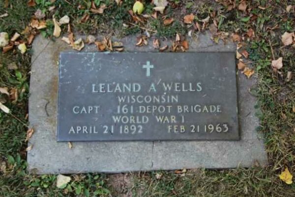 LELAND A. WELLS MEMORIAL CEMETERY STONE