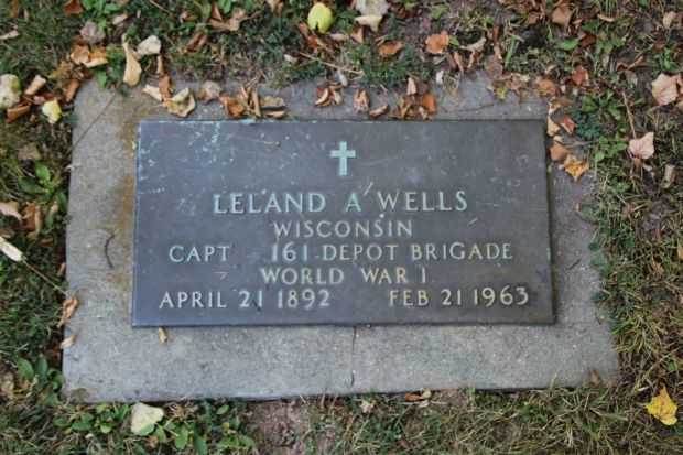 LELAND A. WELLS MEMORIAL CEMETERY STONE