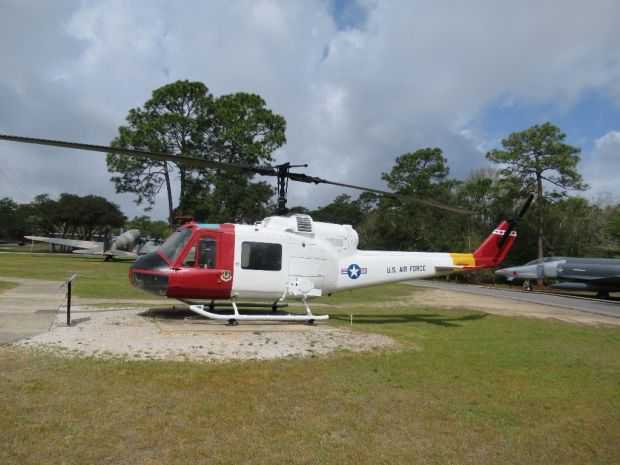 UH-1 IROQUOIS AIRCRAFT MEMORIAL