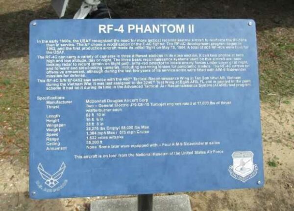 RF-4 PHANTOM II AIRCRAFT MEMORIAL PLAQUE
