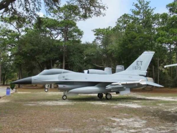 F-16 FIGHTING FALCON AIRCRAFT MEMORIAL