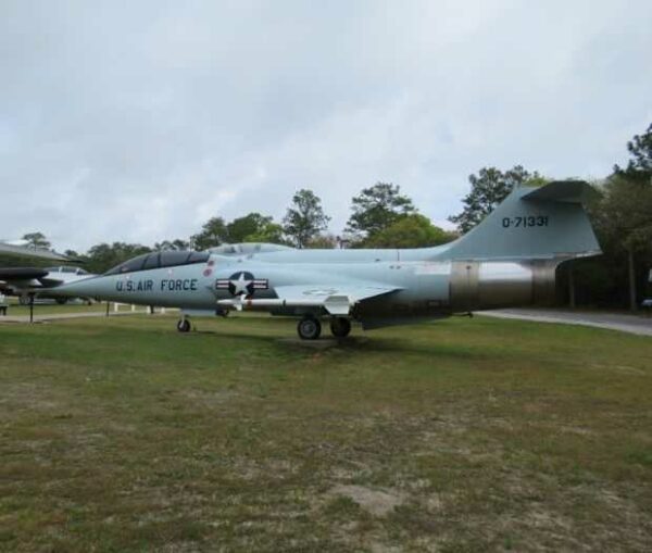 F-104 STARFIGHTER AIRCRAFT MEMORIAL