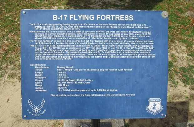 B-17 FLYING FORTRESS AIRCRAFT MEMORIAL PLAQUE A