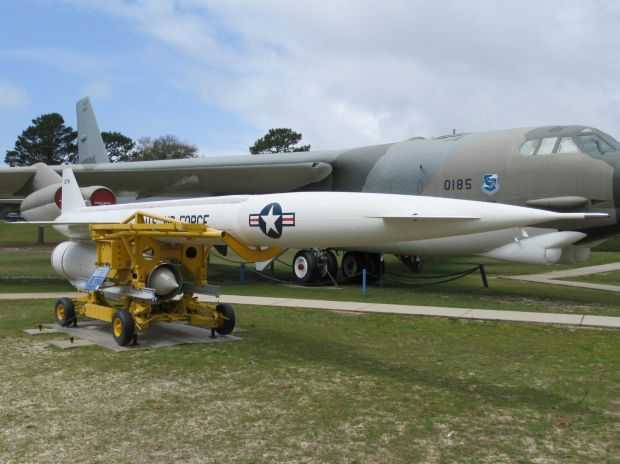 AGM-28 HOUND DOG MISSILE MEMORIAL