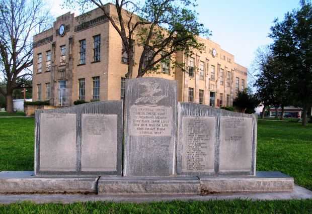KIMBLE COUNTY WAR VETERANS MEMORIAL