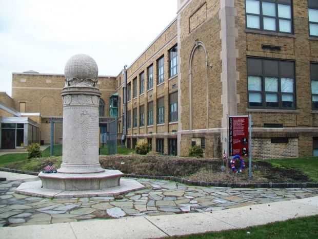 LANSDOWNE WORLD WAR MONUMENT
