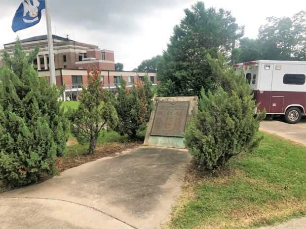 CATAHOULA PARISH WAR VETERANS MEMORIAL