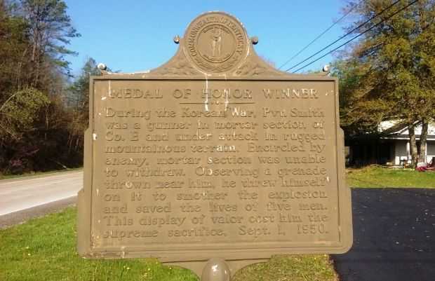 MEDAL OF HONOR WINNER MEMORIAL MARKER