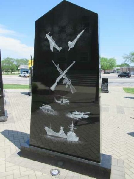 FLOYD COUNTY VETERANS MEMORIAL STONE B