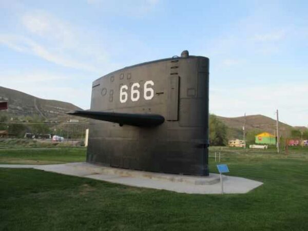 USS HAWKBILL (SSN-666) MEMORIAL