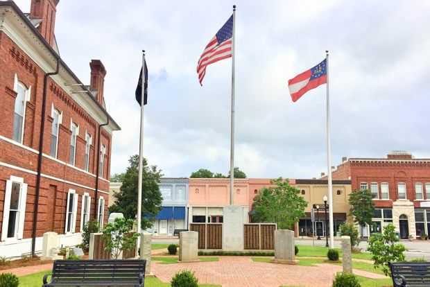 WASHINGTON COUNTY WORLD WAR II MEMORIAL
