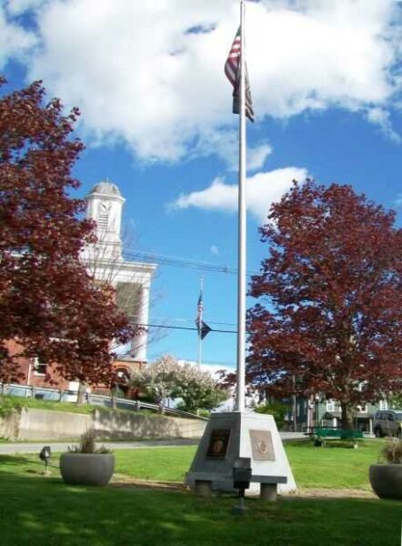 MONTROSE WAR VETERANS MEMORIAL FLAGPOLE