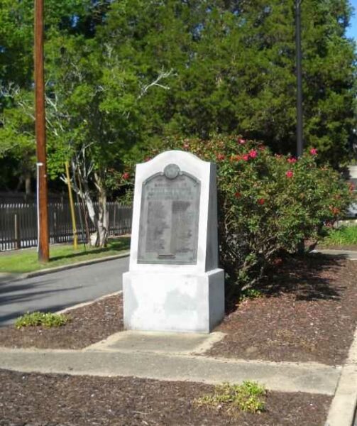 SUFFOLK WORLD WAR II MEMORIAL