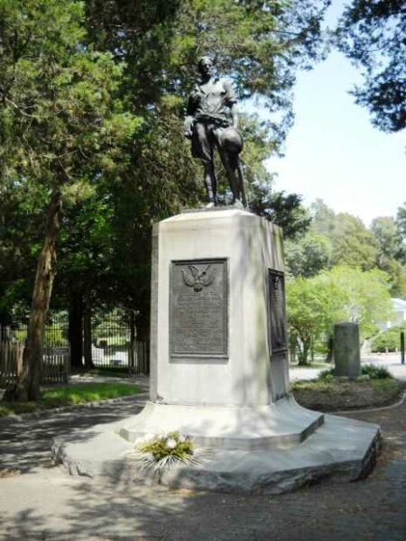 SUFFOLK AND NANSEMOND COUNTY WORLD WAR MEMORIAL