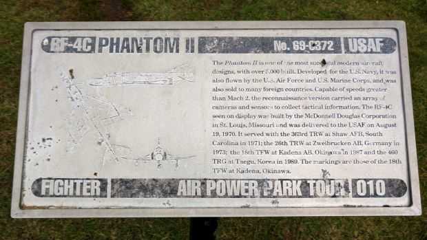RF-4C PHANTOM II USAF FIGHTER MEMORIAL AIRCRAFT PLAQUE