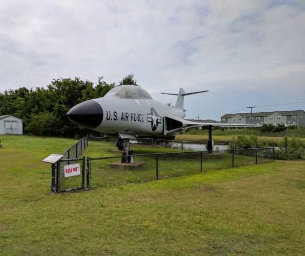 F-101F VOODO USAF FIGHTER MEMORIAL AIRCRAFT